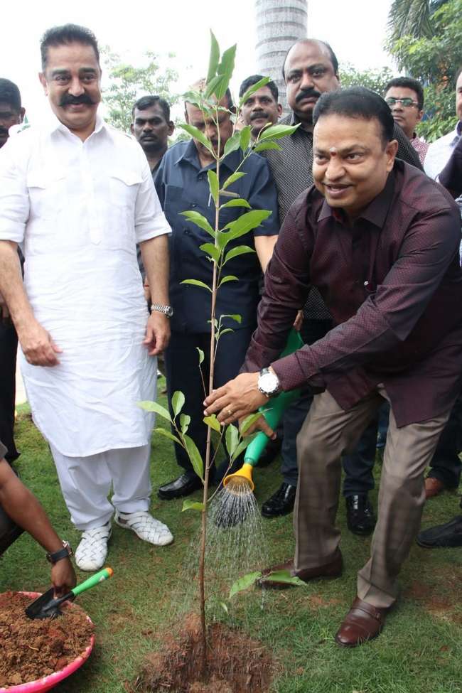 Vels Family Festival and Isari Ganesh Birthday Celebration Stills